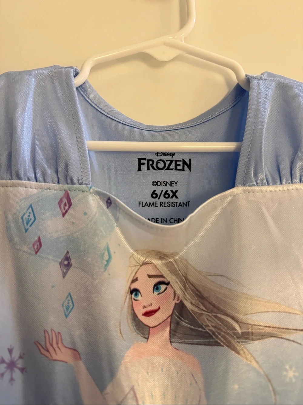 Elsa Light Blue Girls Nightgown size 6/6x - Picture 2 of 3